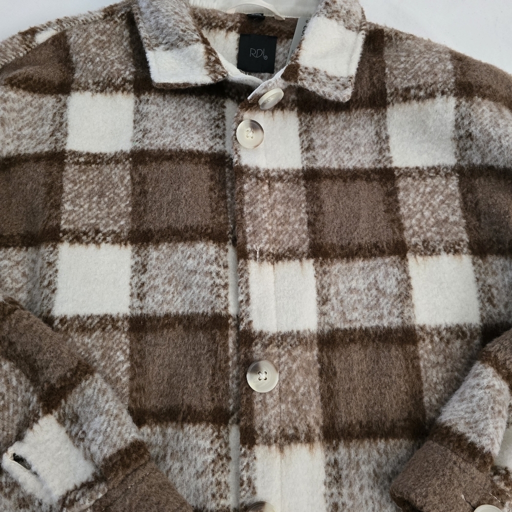 RDI Plaid Longline Sherpa Shacket Jacket Brown Cream Button Front NWT Medium - Picture 8 of 10